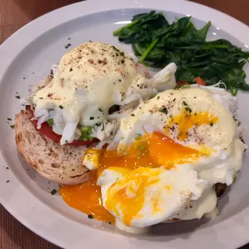Crab Meat Eggs Benedict