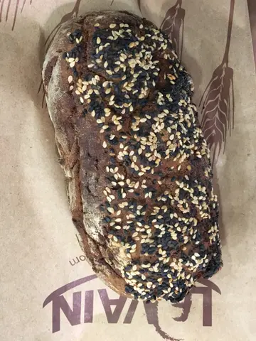 酸种提子合桃面包