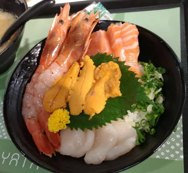 四色丼