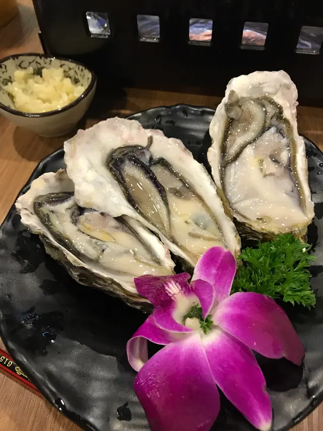 燒原隻生蠔(3隻)