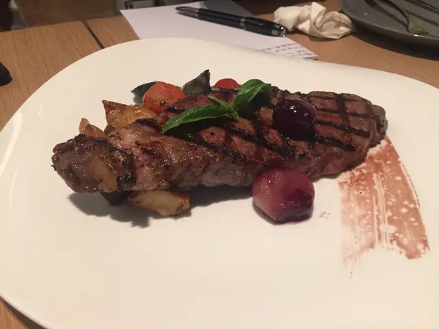 堅係炭燒, 有網紋, 好有炭燒味~