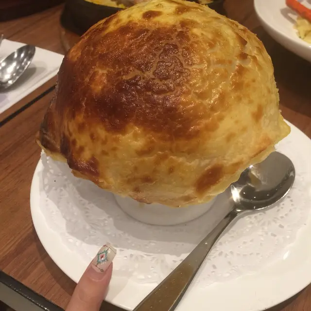 味道同酥皮都不俗,但就係冇蝦肉