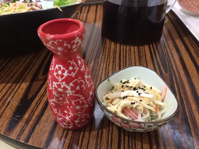 和風芝麻醬雞絲黑豆腐