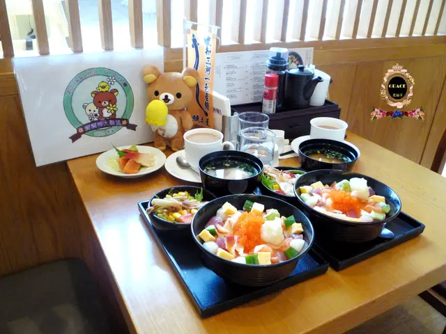 什錦刺身丼定食