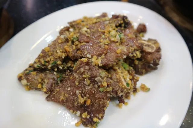 椒鹽牛仔骨 