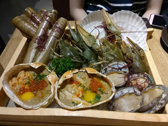 蟶子，鮑魚，小龍蝦，甲羅燒，帶子