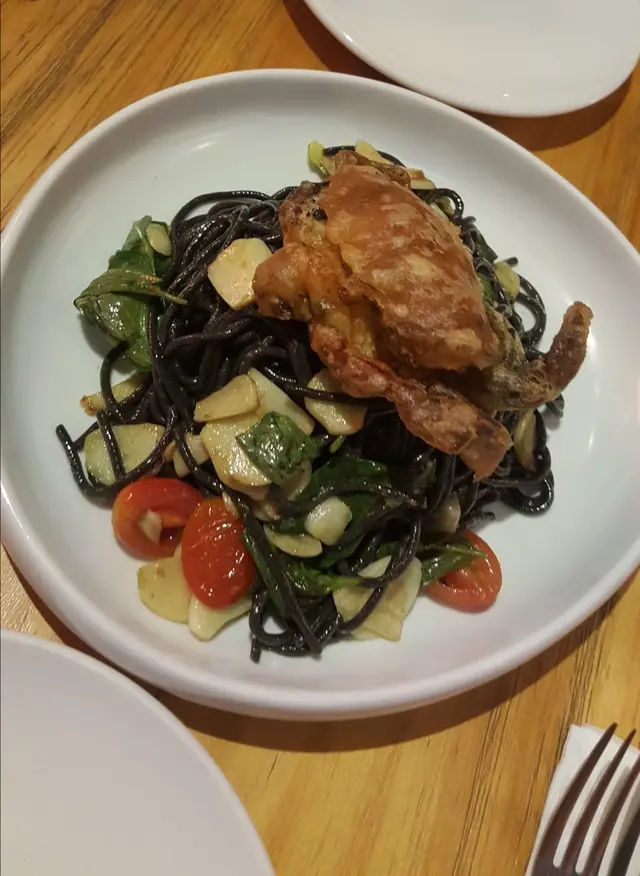 麵質煙韌彈牙,軟殼蟹偏淋