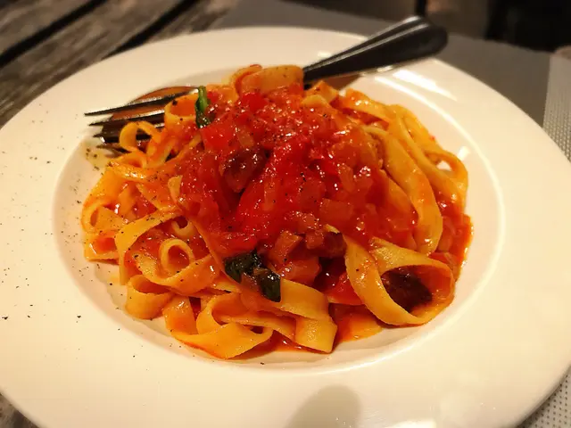 意大利煙腩香草蕃茄闊條麵