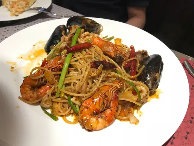 香辣三重蒜味海鮮意粉