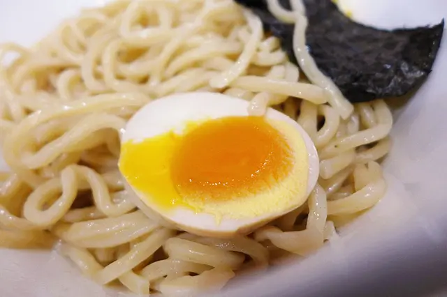 魚介豚骨焙煎黑芝麻沾麵