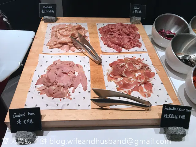 沙樂美腸和凍火腿等