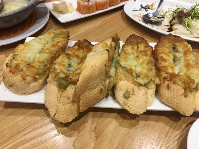牛油果多士