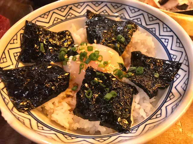 溫泉蛋紫菜飯