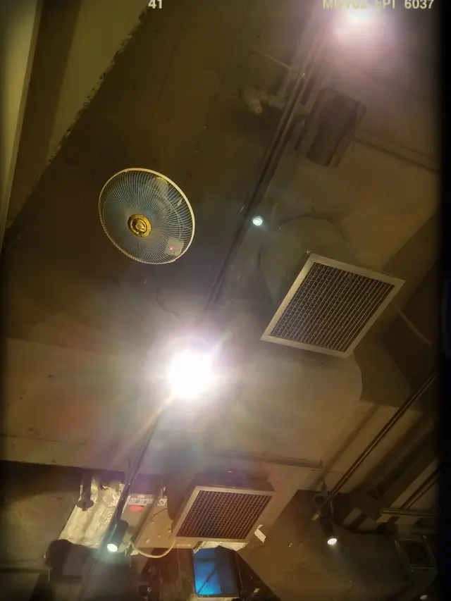 樓底高,冷氣足,仲有大風扇