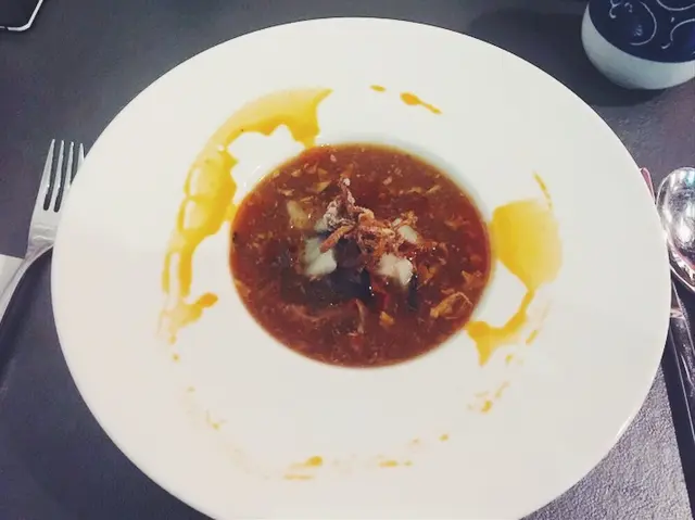 酸辣帶子素翅羹