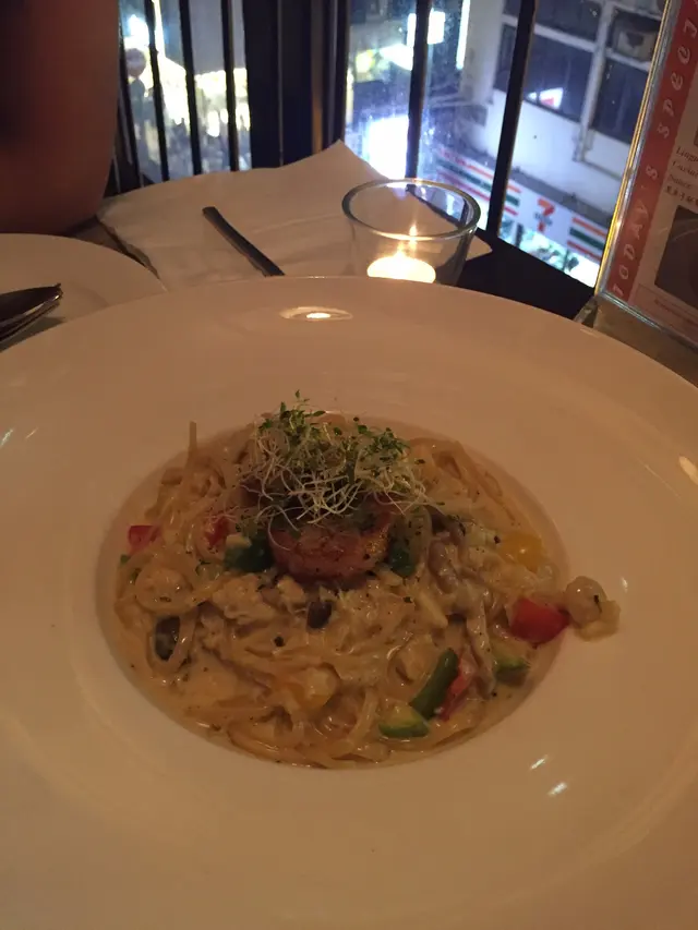 藏紅花蟹肉魚子忌廉意粉