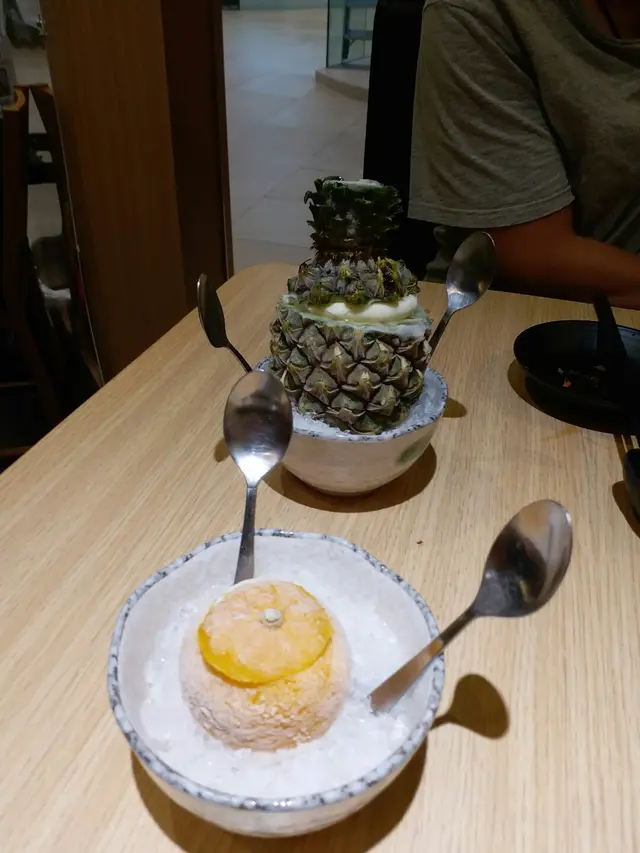 菠蘿雪芭和柚子雪芭