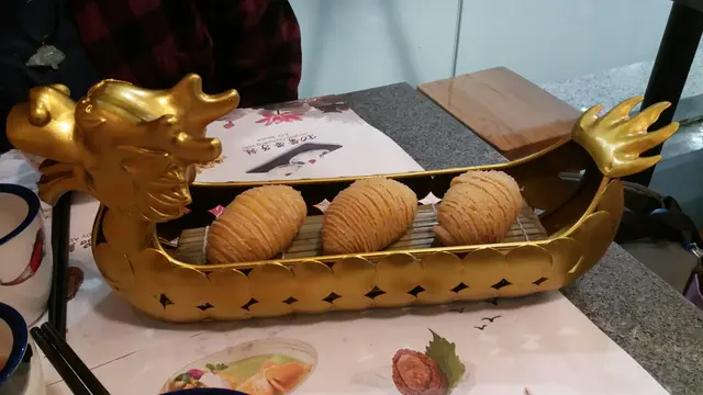 芒果芝士龍王酥