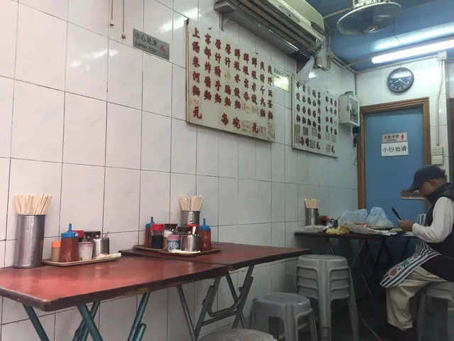 座位唔多