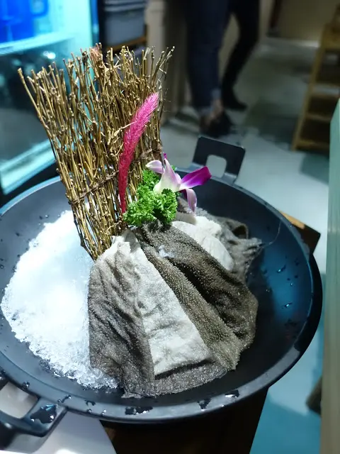 黑柏葉