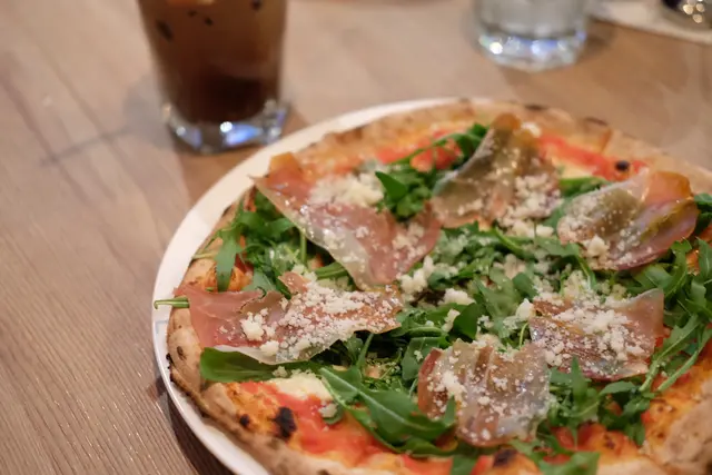 PROSCIUTTO E RUCOLA