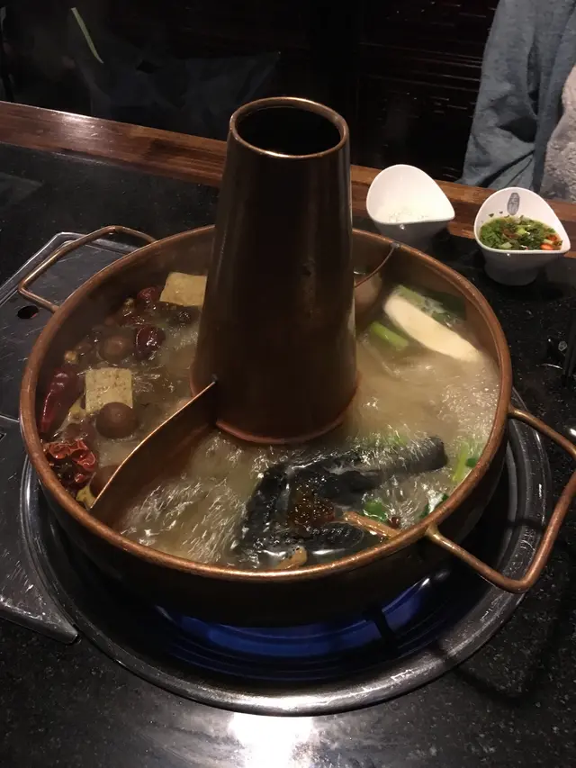 鴛鴦鍋底(麻辣拼美人鍋)