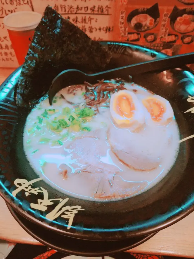 豚骨湯麵