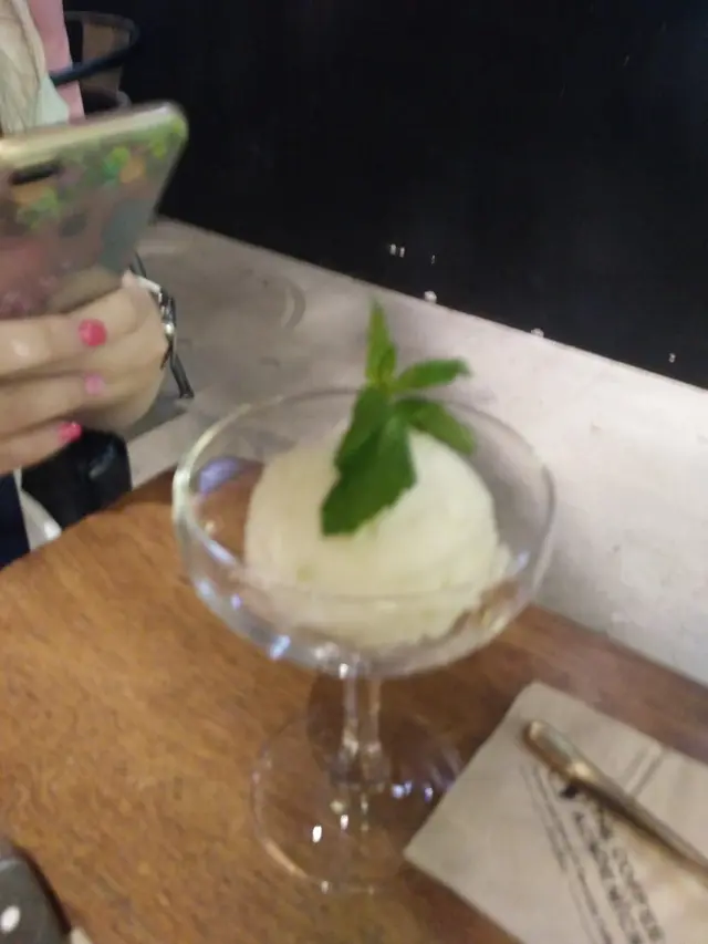 Gelato (Apple Sorbet)