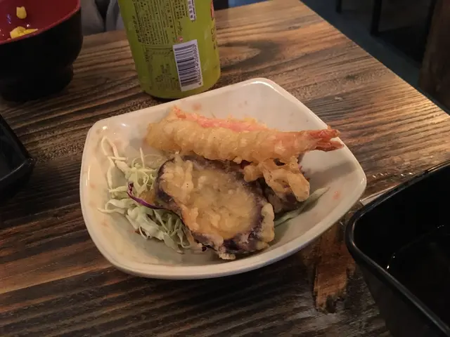 炸物天婦羅,雖然熱氣,但唔食唔得。