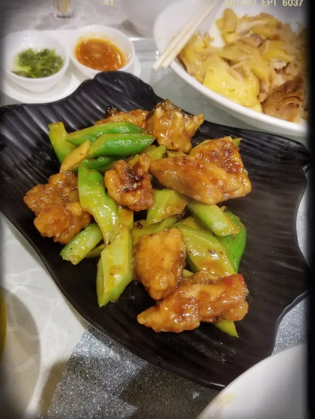 十人小菜套餐之涼瓜炆海石斑頭腩