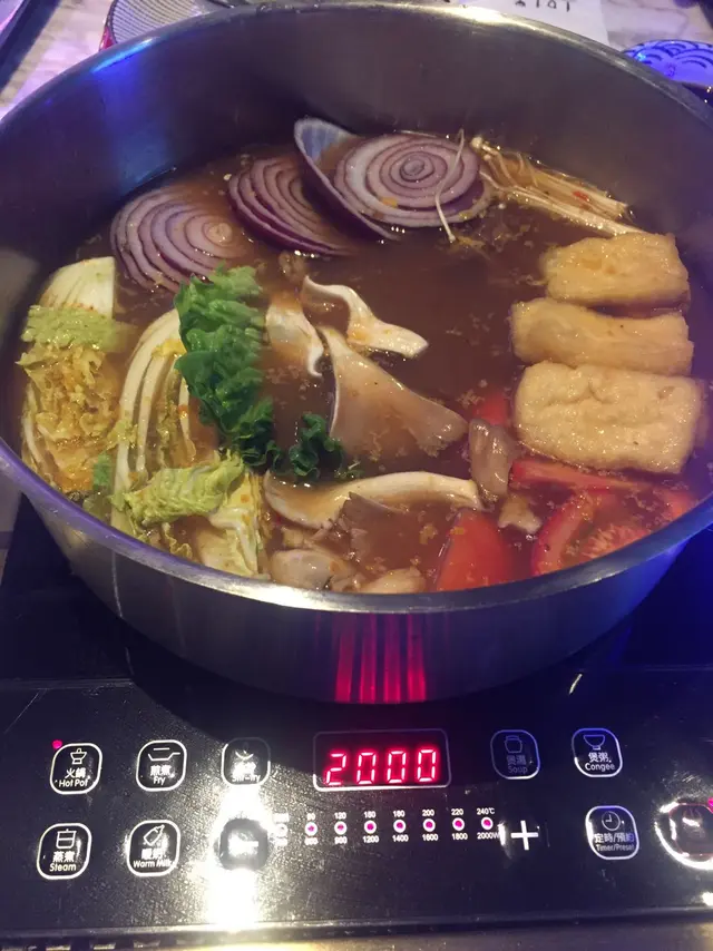 台灣紅燒牛肉涮涮鍋