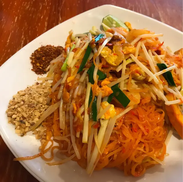 Pad  Thai  Noodle  with  Shrimp