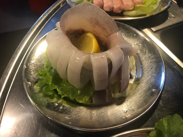 原隻魷魚