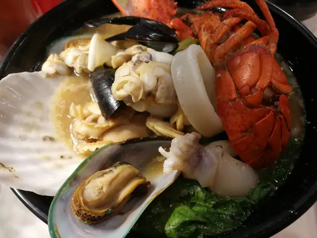 招牌龍蝦泡飯轉配烏冬