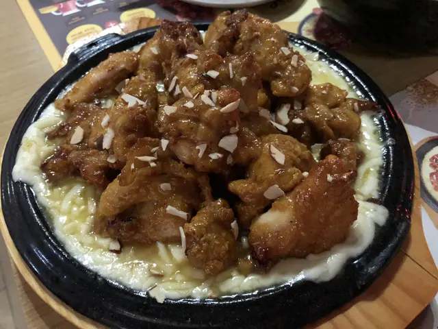 鐵板軟芝士蜜糖咖喱烤雞