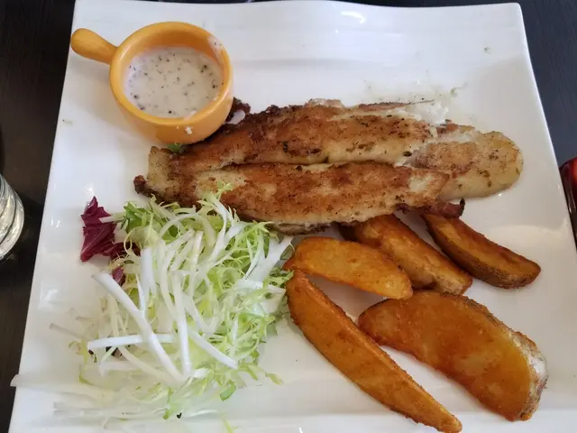 薯菜還可以,但魚柳肉好鞋好死,不知翻炸了幾次,黎到都唔係太熱