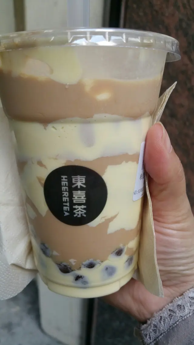 布蕾珍珠奶茶