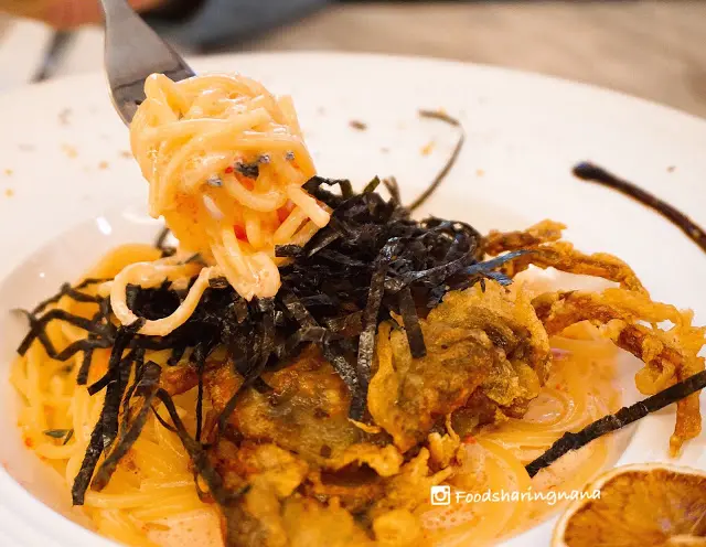 明太子炸軟殼蟹忌廉汁意大利麵