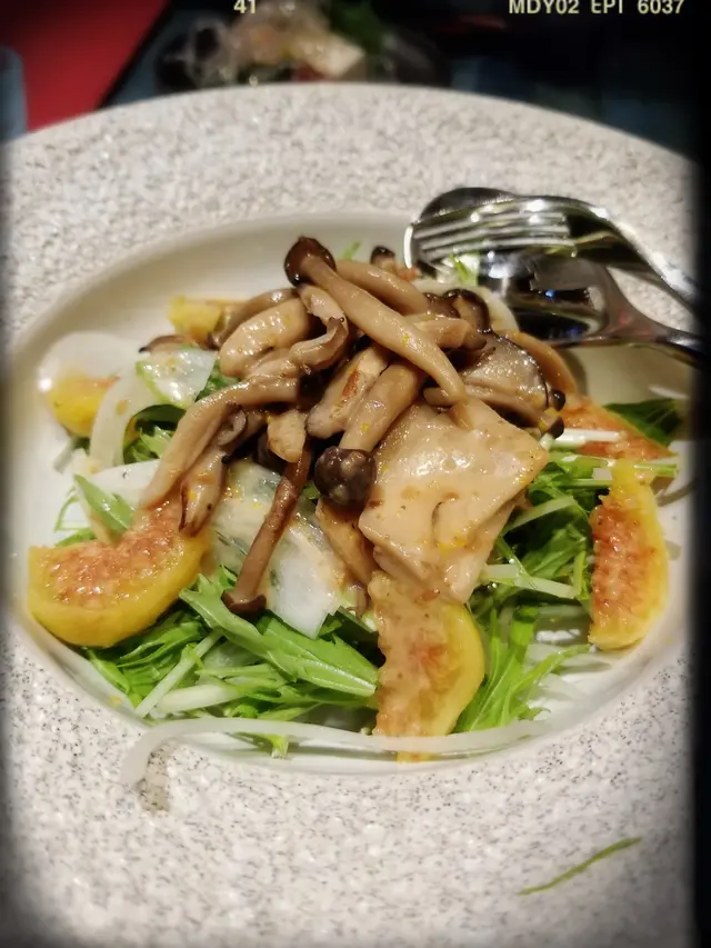 水菜/雜菌/無花果/柚子胡麻醬（$98）