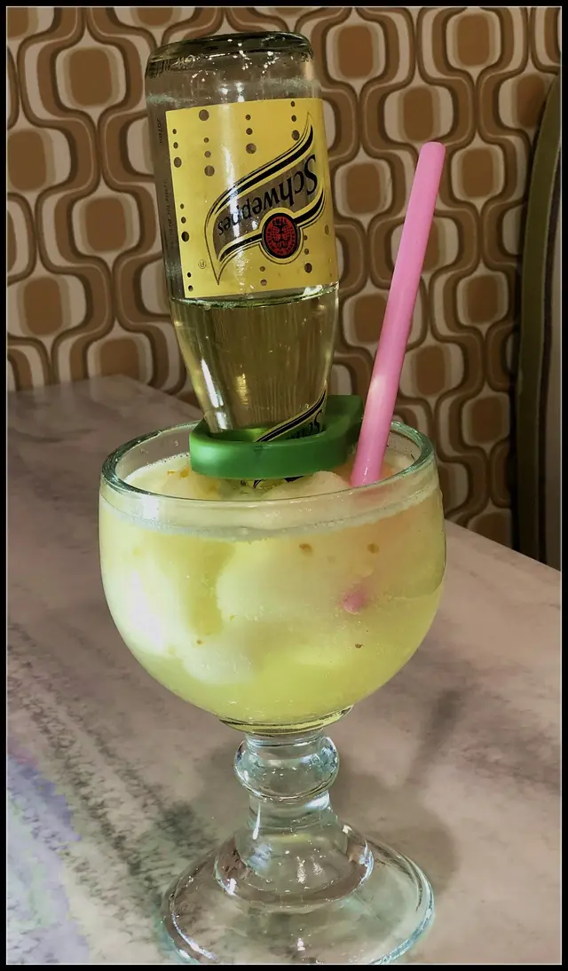 忌廉插柚子沙冰