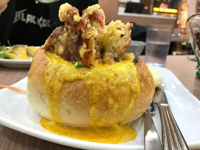 泰皇咖哩火山軟殼蟹法包