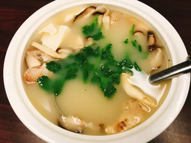 什菌豆腐大蜆湯