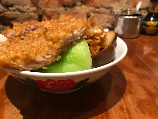 秘製豬扒滷蛋(肉燥汁)飯