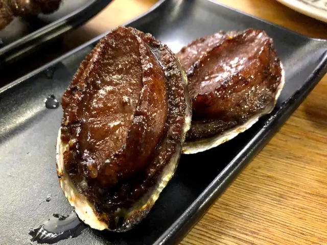 秘製汁燒鮑魚