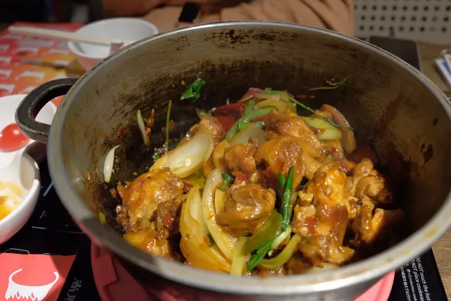 半雞少肉多頸多油無味