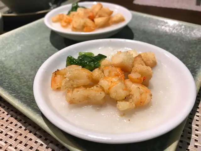 順化浮萍餅