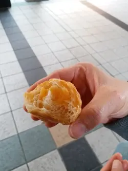 流沙牛角包