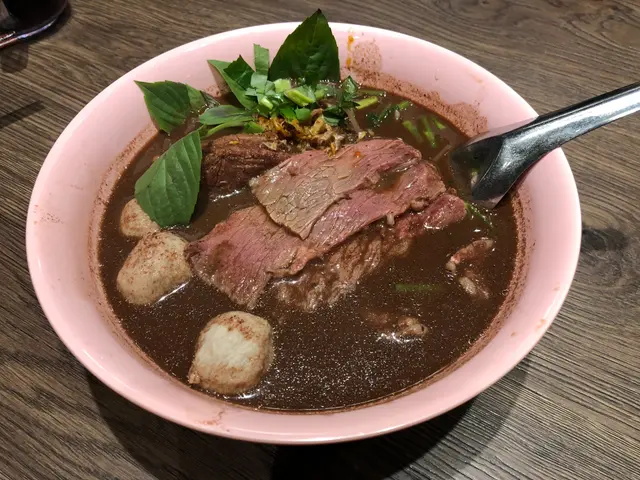 安格斯牛肉船麵