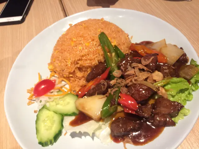 法式牛柳粒紅飯