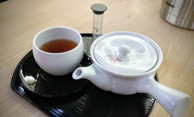 焙茶朝薰